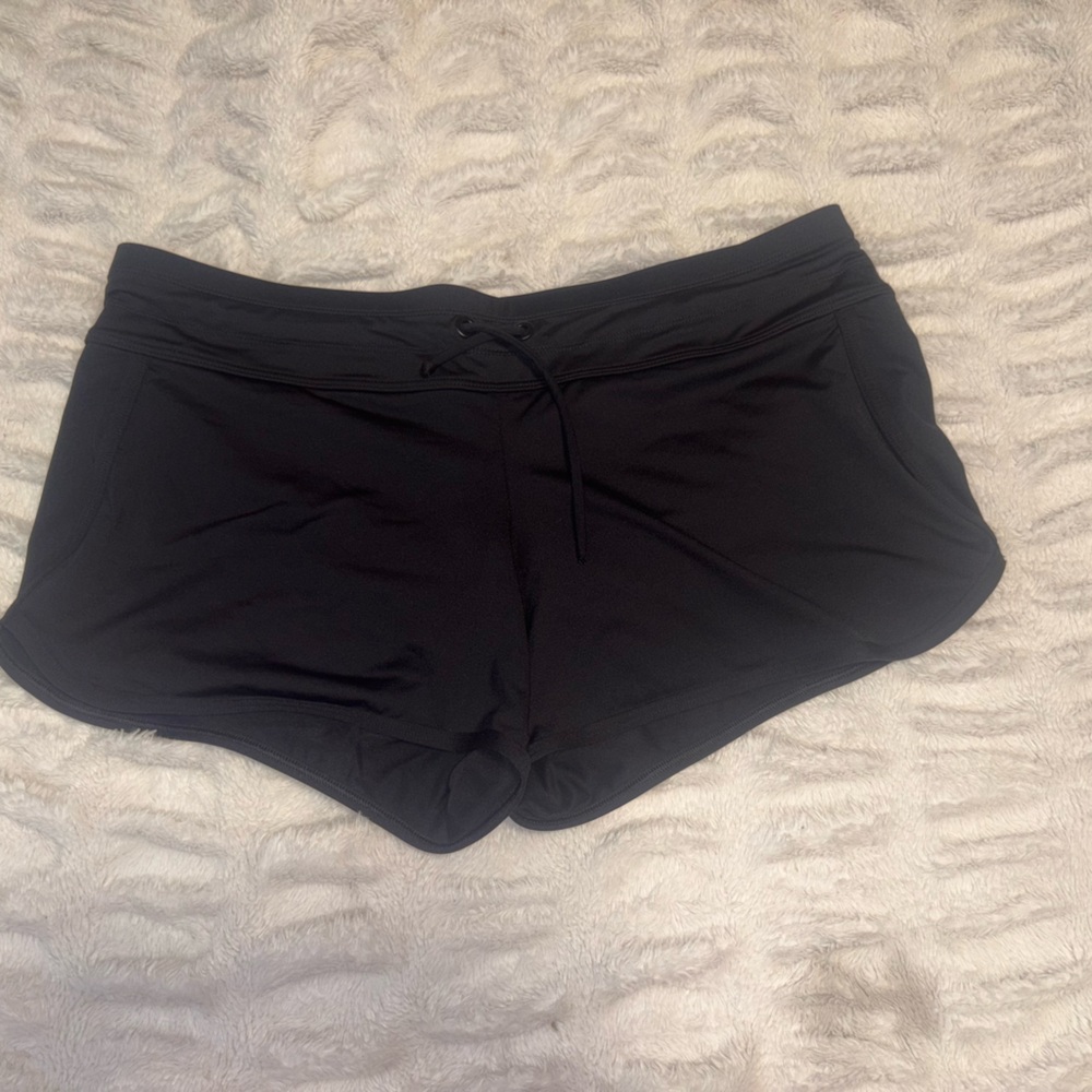 Athleta swim shorts woman’s size Medium